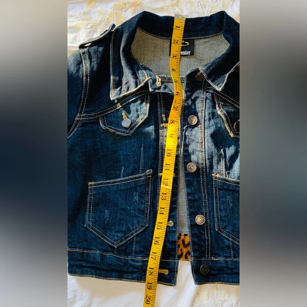 VGU ”Wednesday” Girls Sz-M Jean Jacket🐆Leopard Accent Print-Color, Sleeve, Cuffs - Picture 11 of 16